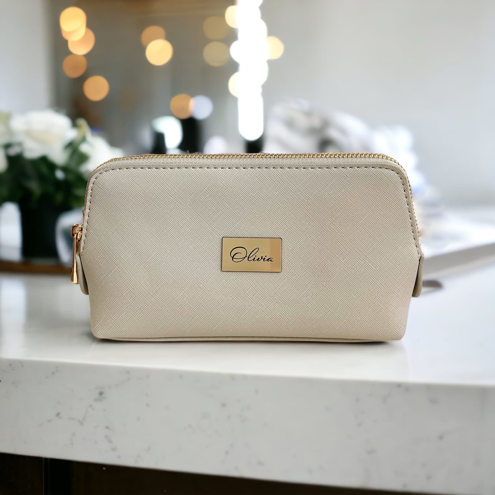 Meikkilaukku nimilaatalla - Imagen 5